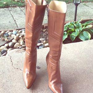 Arturo Chiang leather boots